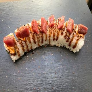 Spicy Atún Rojo Roll (8 Pzs.) 