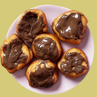 Мини мекички с течен шоколад (6 бр)