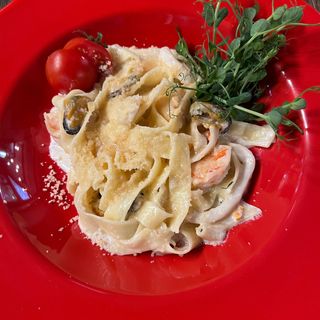 Паста з морепродуктами та вершками 300г