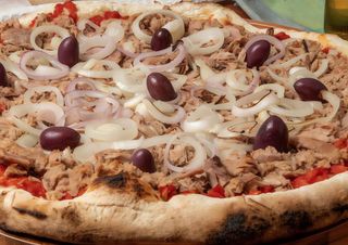 Pizza Napolitana (40 Cm.)