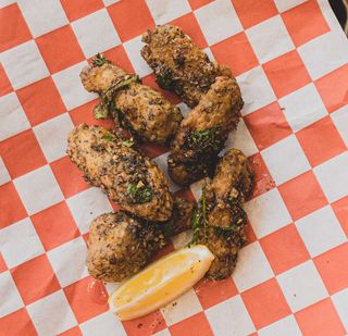 Lemon Pepper Wings (Bone-in)