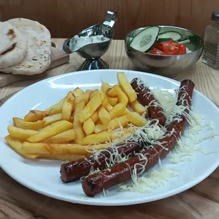 Kobasica i pomfrit