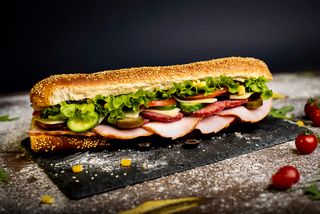 Сандвич със свинско филе, флорентинер и кашкавал (500г)