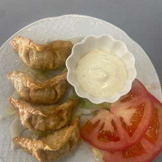 GYOZA pollo y vegetales (8und)