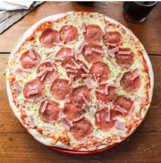 MENU CLÁSSICO  1 pizza familiar + bebida 1 L de oferta