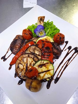 Legume proaspete la plita