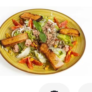 Pollo Salad