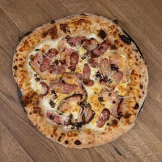 Піца карбонара