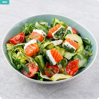 Салат з лососем та вершковим сиром (225г)