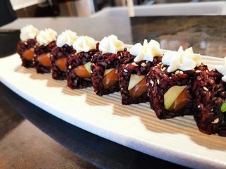 064 - Fushi speciale salmone 8 pezzi