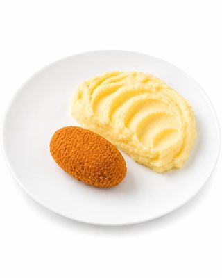 Пюре з котлетою-по київськи