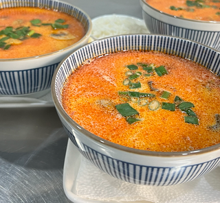 ტომ იამი ქათმით