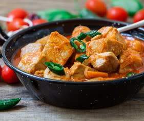 97. Риба с къри (600г)