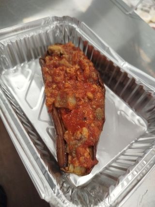 Berenjena rellena  de boloñesa 