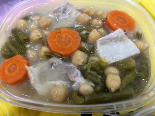 Ración De Cocido Casero De Garbanzos (En Temporada)