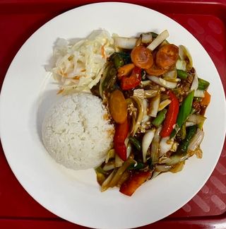 24 Smażone na ostro warzywa z sosem Kung Pao