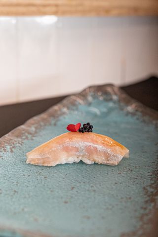 Nigiri De Hamachi (1 Pza.)