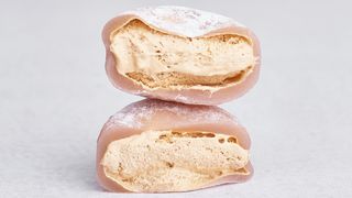 20.Karmel & salt Mochi Mochi ICE