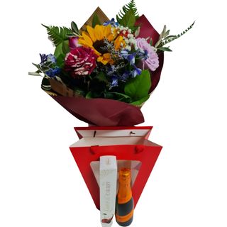 Pachet aniversar Helianthus cu sampanie si ciocolata