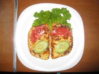 Сандвич с луканка и кашкавал (1бр)