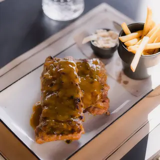 Costillas Con Salsa BBQ Chili