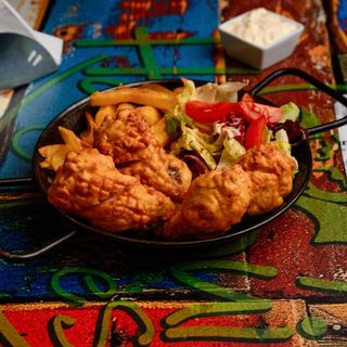 Tigaie aripioare crocante de pui