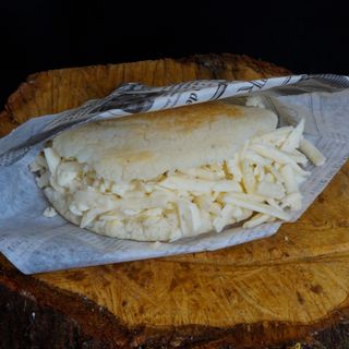 Arepa de Queso Amarillo