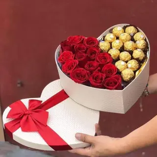 Boit de fleurs avec chocolat 