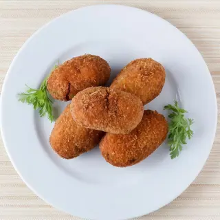 Croquetas De Botifarró Rebozadas En Panko