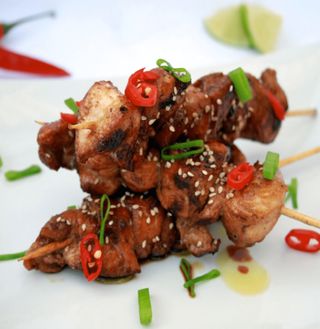 Yakitori De Pollo (4 Pzs.)