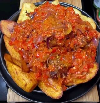 Fried Potatoes and Plantain with Sauce