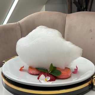 Сирники з малиновим соусом