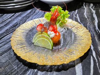 S015 - Gunkan Amaebi