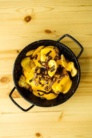 Patatas Con Cheddar Y Bacon