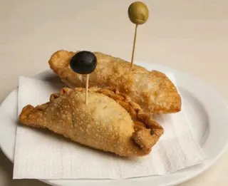 EMPANADA CARNE CUCHILLO