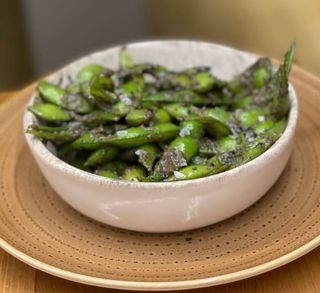 Edamame Frito Con Trufa