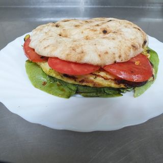 Pileće belo meso u somunu 250gr