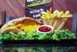 Sandwich Steak House