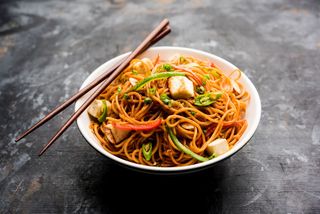 Veg Hakkah Noodles
