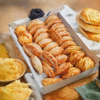 Самса  из курица , картошка