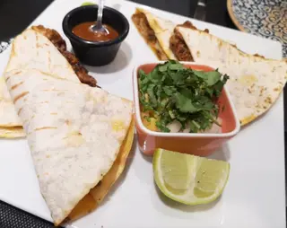 Quesadilla Gringa De Pastor