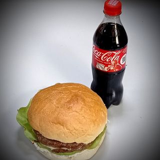 COMBO Royal pljeskavica + Coca Cola 0,5l