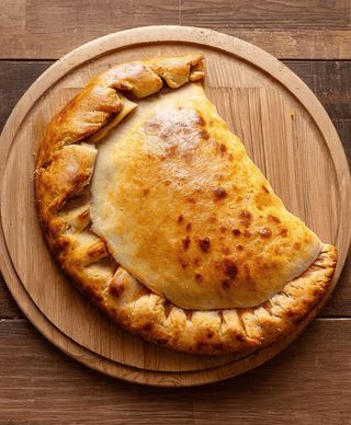Calzone de Frango Parmigiano