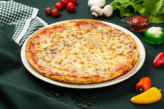 Pizza Salami e Funghi Ø 32cm