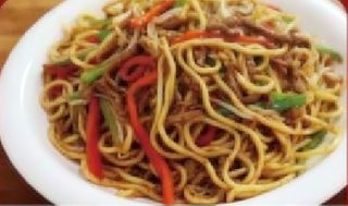 32. Tallarines Con Ternera