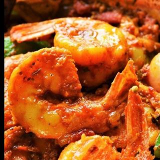 Nepali Balti With king Prawns/ Langestinos 