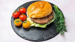 Svinjski vrat u lepinji