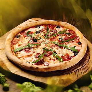 Піца Салямі (25см/355г)