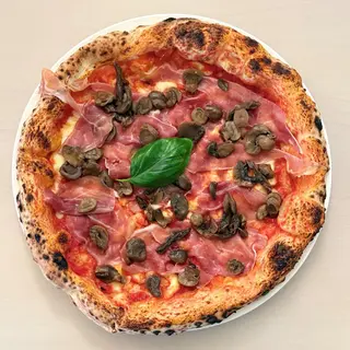 Prosciutto e funghi
