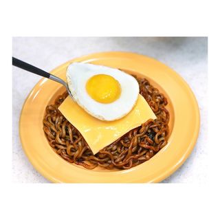 Цаджанг рамьон с Чедър   (360г - 400г)